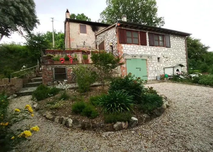 Tra Grilli E Cicale Deruta