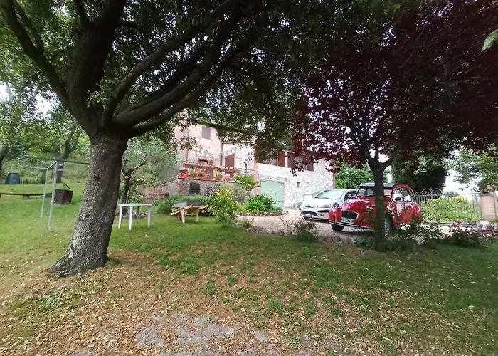 Guest house Tra Grilli E Cicale Deruta